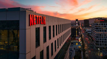 Співголова Netflix назвав кінотеатри мертвими