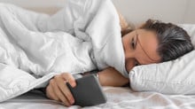 Третина українців не вимикає сповіщення на смартфоні під час сну — опитування Viber
