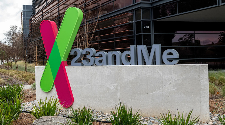 23andMe подала заяву про банкрутство, а гендиректора пішла у відставку