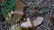 Flash: Russians test FPV to drop Petal anti-personnel mines