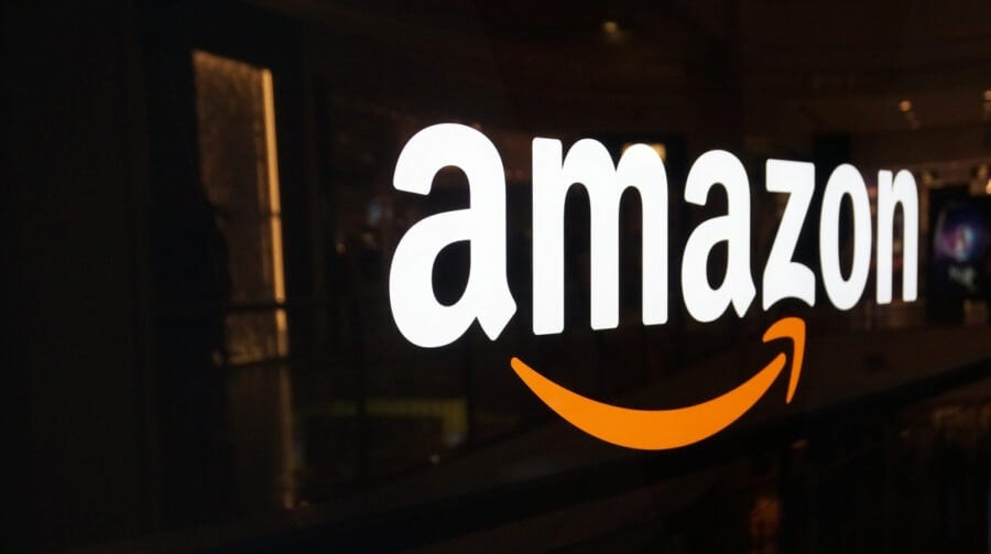 Amazon подав несподівану заявку на придбання TikTok в США