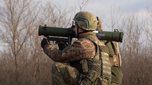 Військові показали, як працює український вогнемет РПВ-16 для ближнього бою