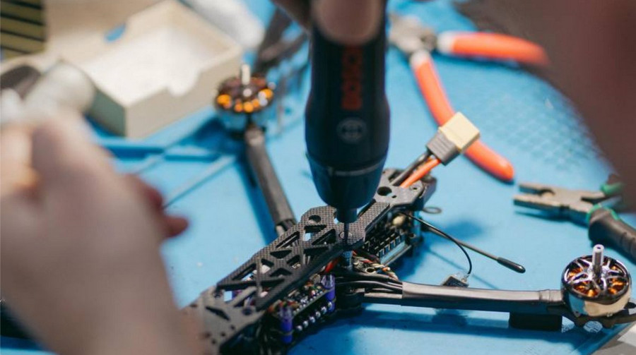 TAF Drones безплатно  для ЗСУ оновить свої дрони, які надходять у підрозділи застарілими
