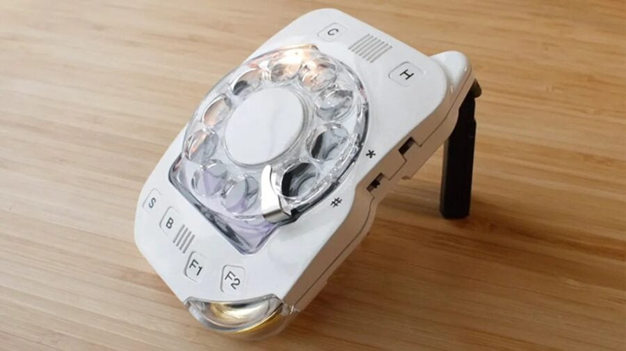 The Rotary Un-Smartphone is an unsmart mobile phone... with a disk dialer