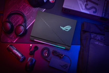 ASUS introduced the ROG Strix SCAR 18 18-inch gaming laptop in Ukraine