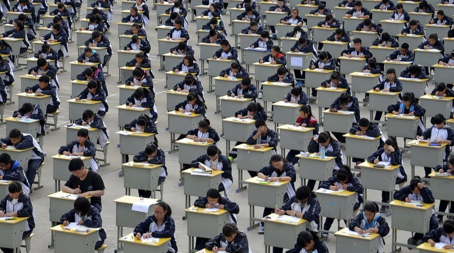 Alibaba and Tencent temporarily disable their AI chatbots due to entrance exams in China