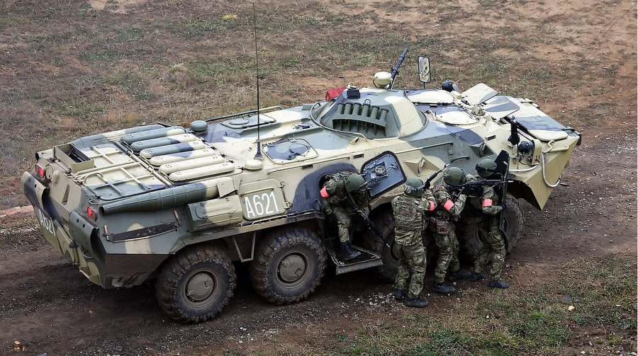 КНДР планує передати росіянам до 100 одиниць техніки, включно з танками та БТР – Буданов