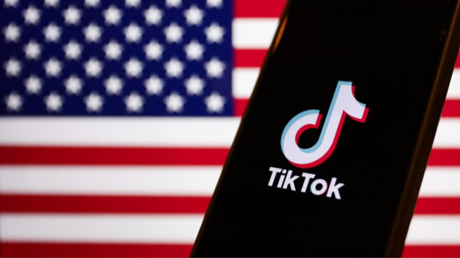 Засновник OnlyFans теж хоче придбати TikTok