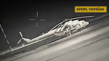 Бійці ГУР уразили в Криму два гелікоптери Мі-8 та буксир росіян