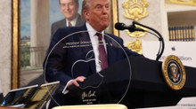 Apple gave Trump a statuette made of glass and 24-karat gold