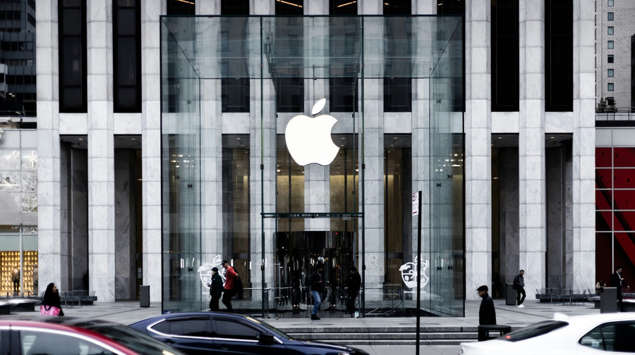 Apple plans to supply all iPhones for the US from India by 2026 - FT