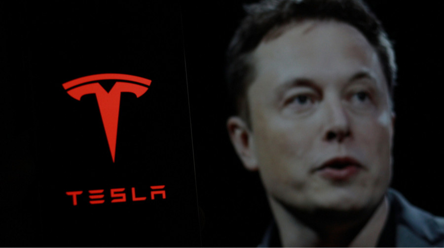 Постачання Tesla знову впали у другому кварталі 2025 року