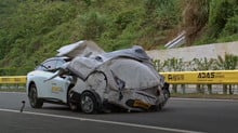 В Китаї протестували системи допомоги водієві різних автовиробників — перемогла Tesla