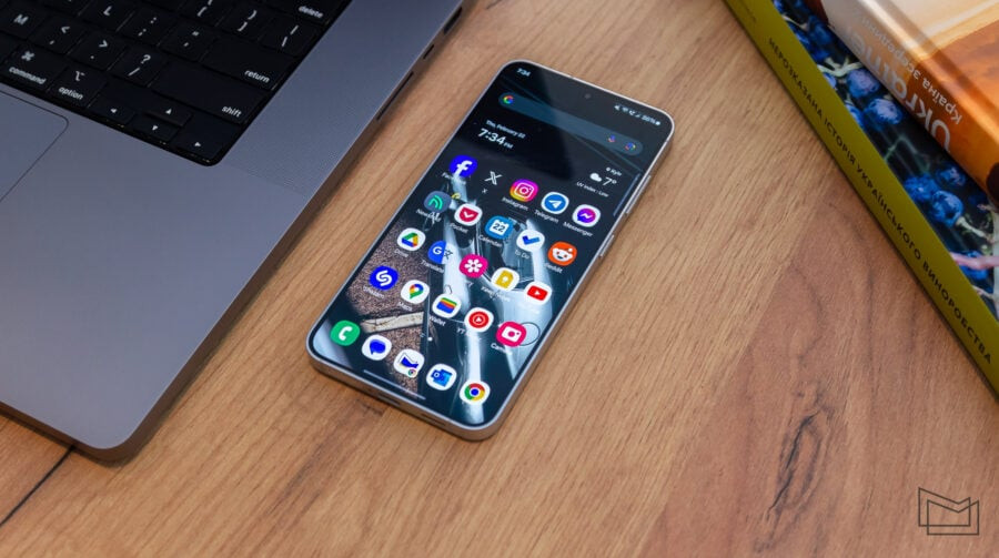 Українські власники Galaxy S24 почали отримувати One UI 8