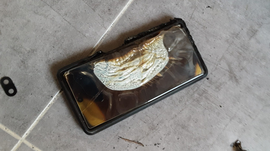 Another Pixel 6a smartphone exploded and caught fire while charging