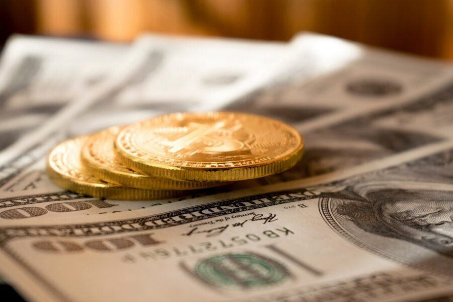 The National Bank of Ukraine fixed the new official exchange rate of hryvnia to the US dollar, now it is 36.5686 hryvnias for $1