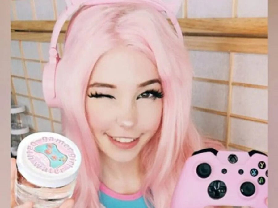 Belle Delphine заробила $90 тис. на продажі води зі своєї ванни, але не отримала ні цента через PayPal