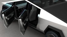 На Tesla подали в суд через невдалу конструкцію дверей Cybertruck, яка призвела до смерті трьох студентів