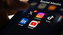 Social media is becoming the main source of news for people around the world — study