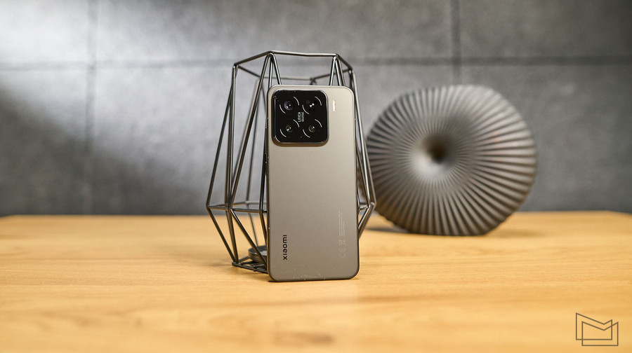 Xiaomi 15: компактний флагман з високою автономністю
