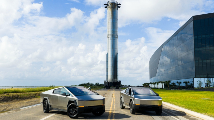 Продажі Tesla Cybertruck різко впали — Маск скуповує непродані пікапи для власних компаній