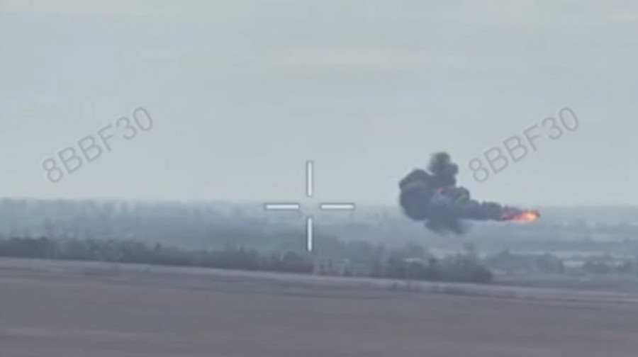 Сили безпілотних систем FPV-дроном знищили російський гелікоптер Мі-28