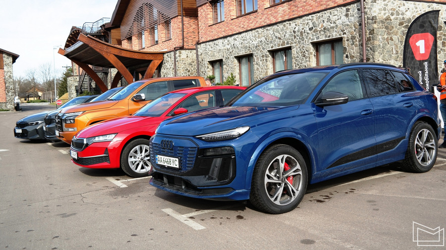 Фінальний тест Авто Року в Україні 2025: Audi Q6 e-tron, Honda CR-V, Mitsubishi L200, Skoda Kodiaq, BMW M340 та інші