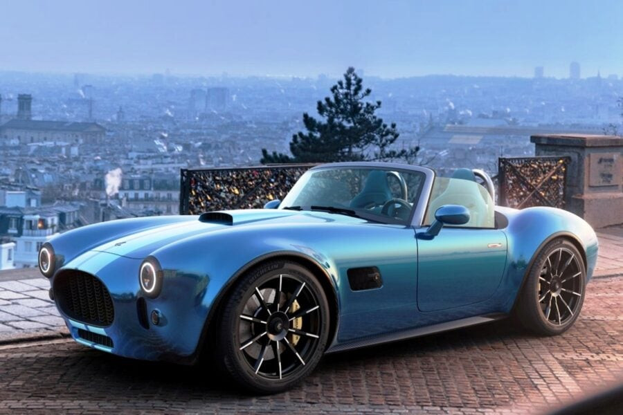 The debut of the new sports car AC Cobra GT Roadster: a modern classic