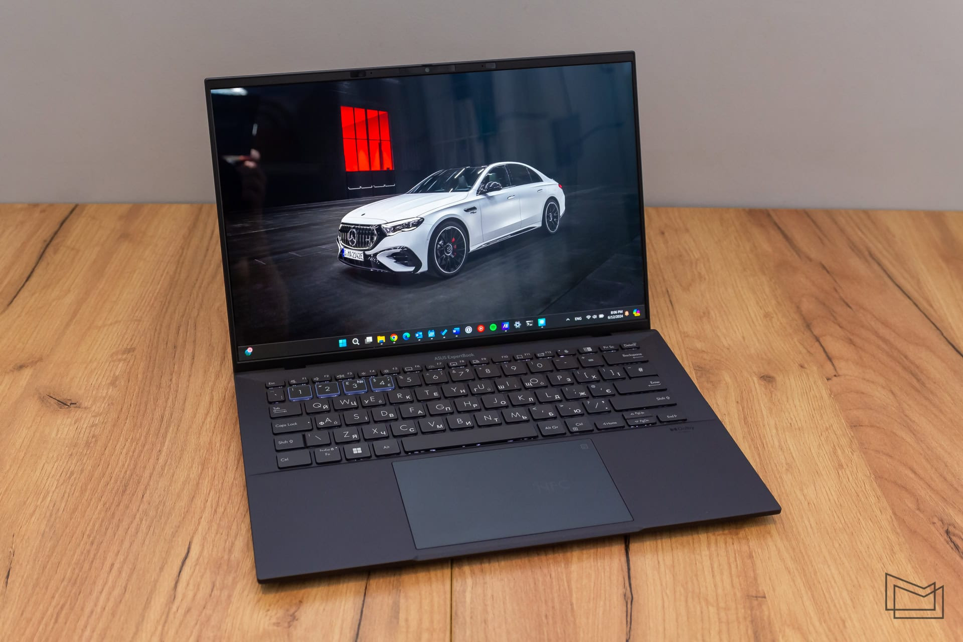 Один з найкращих бізнес-ноутбуків: огляд ASUS ExpertBook B9 OLED