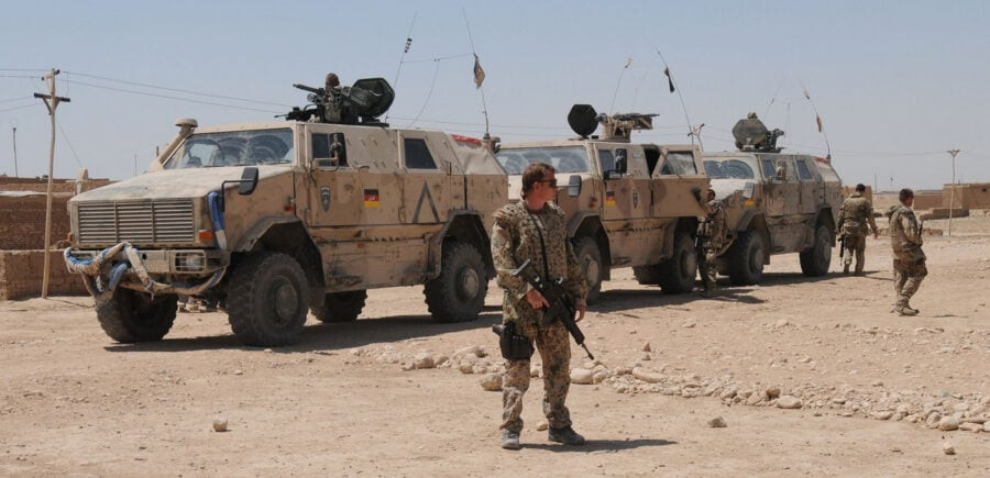 Germany for the Armed Forces: 30 Dingo armored vehicles, IRIS-T missiles and Oshkosh M1070 tractors