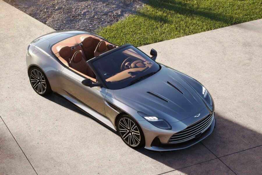 Beauty for Tuesday: the Aston Martin DB12 Volante convertible is presented