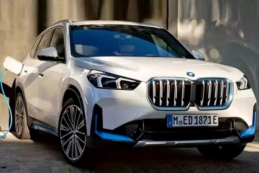 BMW iX1 electric SUV: debuting soon