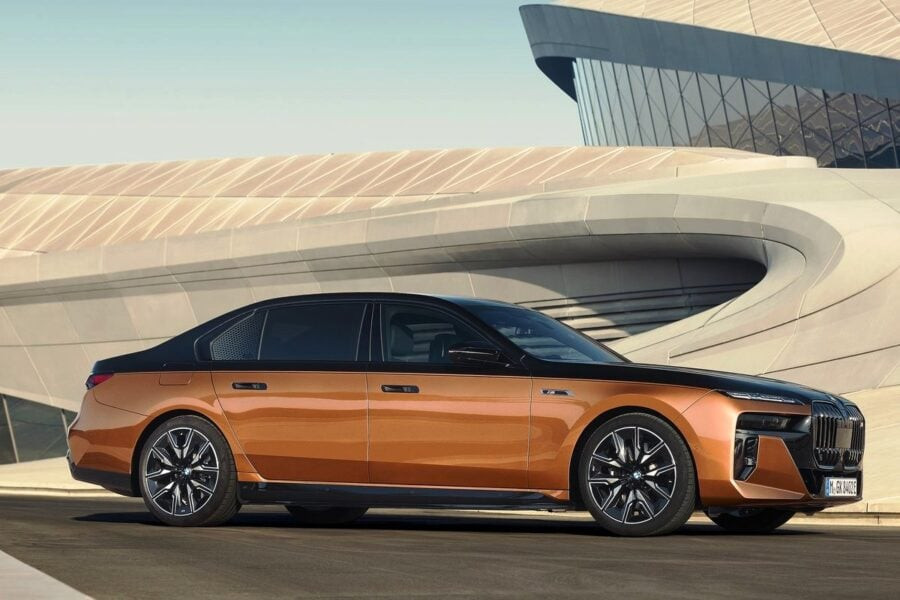 Нові вершини з світу «преміум» та «електро»: три приклади – BMW, Mercedes, Maserati