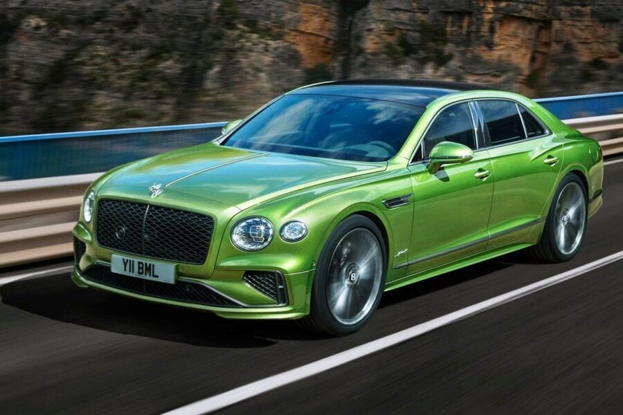 The new Bentley Flying Spur Speed super-sedan has become the most powerful in the company's history - 782 hp under the hood!