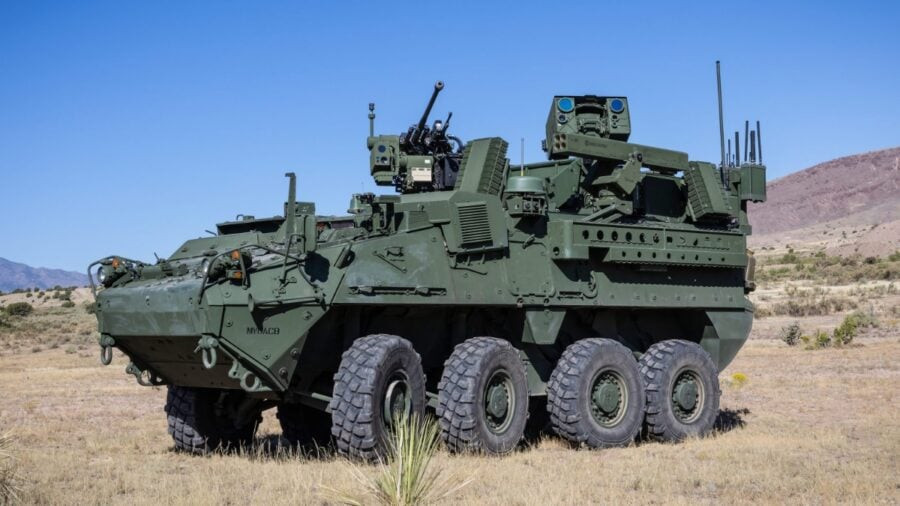 Leonardo показала нову систему ППО на базі БТР Stryker із лазером, 30 мм гарматою та ракетами APKWS