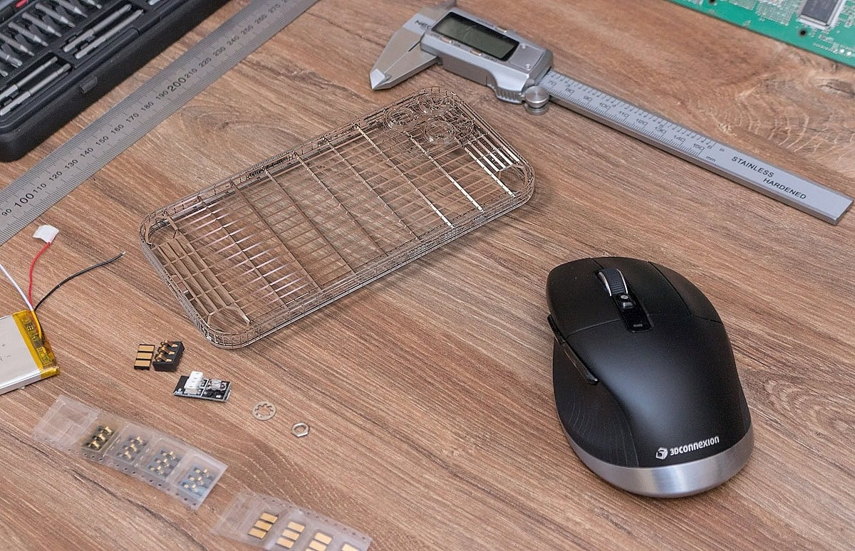 Mouse review for designers - CadMouse Pro Wireless