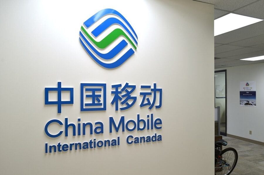 Китайського оператора China Mobile виганяють з Канади через загрозу національній безпеці