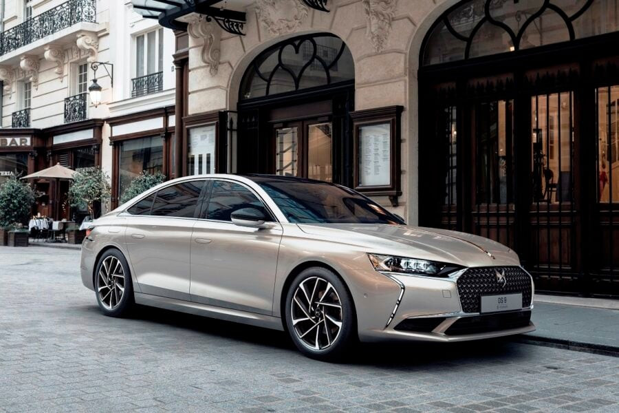 The prestigious DS 9 sedan is on its way to Ukraine: price starts from UAH 1.47 million