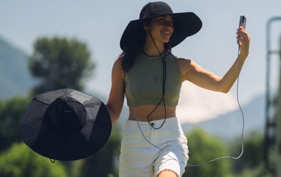 EcoFlow Power Hat - a hat with solar panels that can charge a smartphone