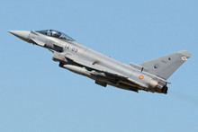 There will be planes! Maybe a Eurofighter Typhoon. Great Britain is going to train Ukrainian pilots on NATO fighter jets