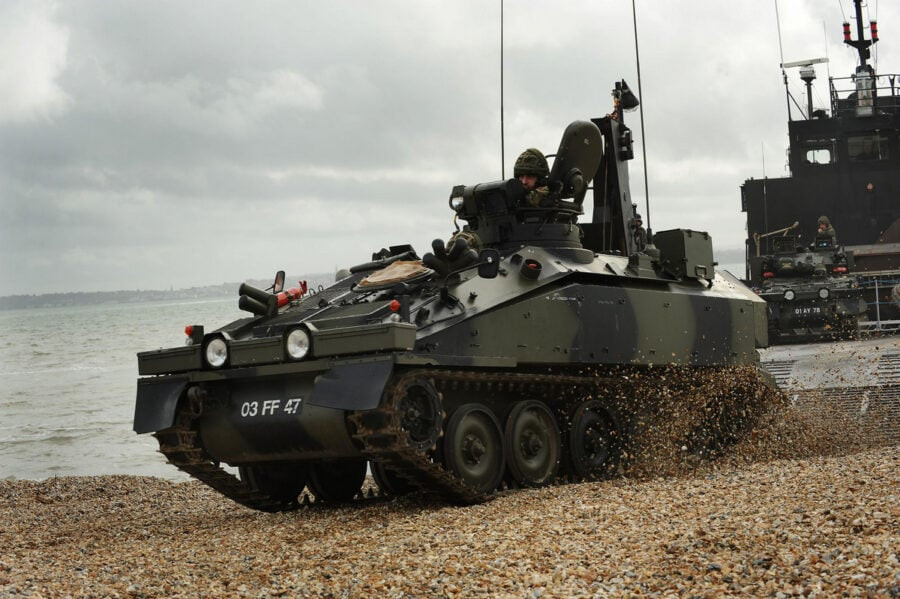 Фонд Сергія Притули збирає гроші на 50 БТР FV103 Spartan для ЗСУ