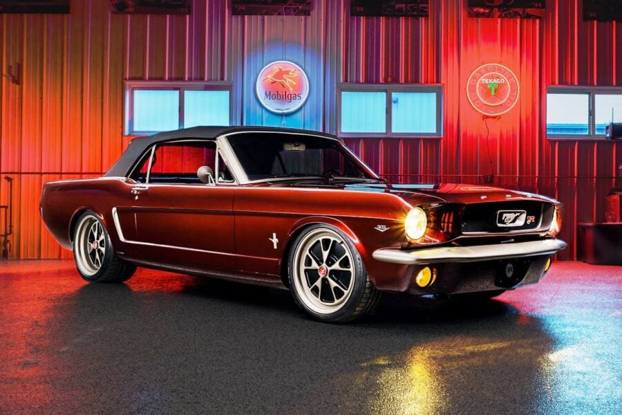 Ford Mustang Convertible CAGED: did it use to be better?