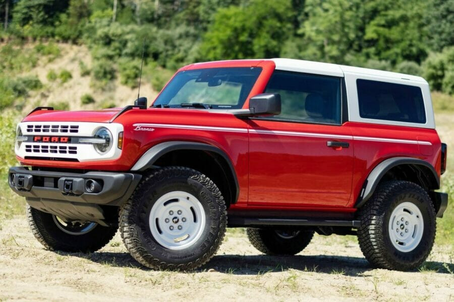 Ford Bronco Heritage Edition SUV: a modern vision of retro