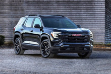 The new generation GMC Terrain crossover is presented: solid appearance, always a turbo engine and all-wheel drive