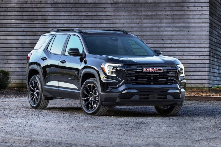 The new generation GMC Terrain crossover is presented: solid appearance, always a turbo engine and all-wheel drive