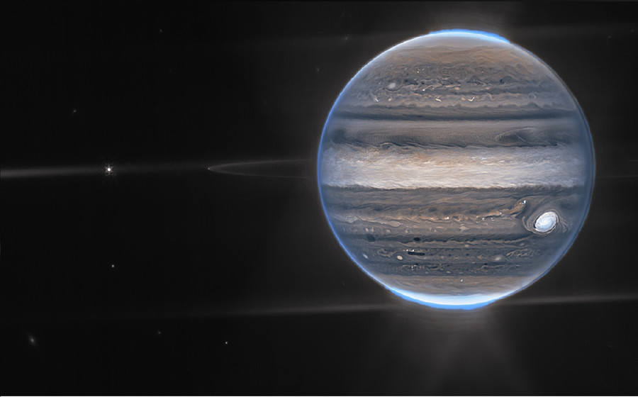 The Webb telescope photographed Jupiter: auroras, storms and haze