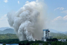 China conducts fire tests of engines of Long March 10 rocket that will deliver taikonauts to the Moon