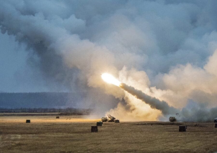 Hot summer for occupiers: the first M142 HIMARS systems are already in Ukraine