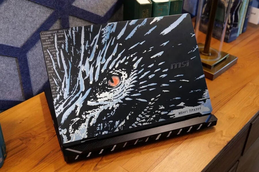 MSI показала на CES 2025 ігровий ноутбук Titan із відеокартами NVIDIA RTX 50 та унікальним дизайном
