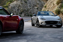 Updated Mazda MX-5: the perfect sports car for Friday!